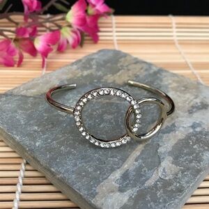 One of a Kind Elegant Rhinestone Interlocking Circle Cuff Bracelet​